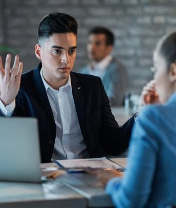 portfolio-img portfolio-img